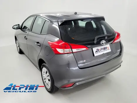 TOYOTA Yaris Sedan 1.5 16V 4P FLEX XL MULTIDRIVE AUTOM�TICO CVT, Foto 4