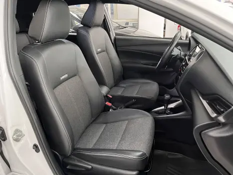 TOYOTA Yaris Sedan 1.5 16V 4P FLEX XS MULTIDRIVE AUTOM�TICO CVT, Foto 6