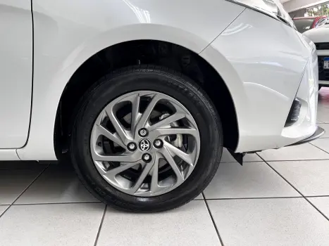 TOYOTA Yaris Sedan 1.5 16V 4P FLEX XS MULTIDRIVE AUTOM�TICO CVT, Foto 10