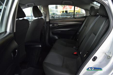 TOYOTA Yaris Sedan 1.5 16V 4P FLEX XL MULTIDRIVE AUTOM�TICO CVT, Foto 4