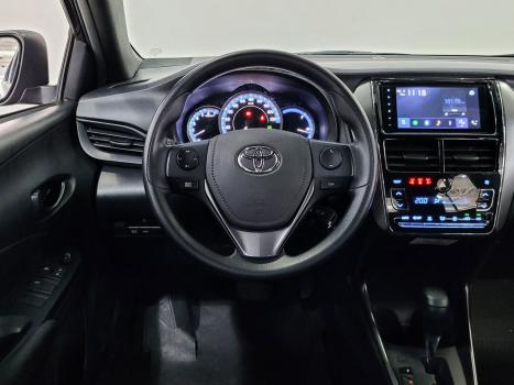TOYOTA Yaris Sedan 1.5 16V 4P FLEX XL MULTIDRIVE AUTOM�TICO CVT, Foto 12