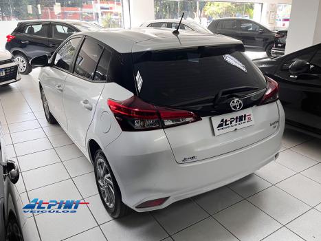 TOYOTA Yaris Sedan 1.5 16V 4P FLEX XS MULTIDRIVE AUTOM�TICO CVT, Foto 4