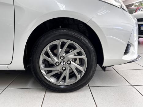 TOYOTA Yaris Sedan 1.5 16V 4P FLEX XS MULTIDRIVE AUTOM�TICO CVT, Foto 10