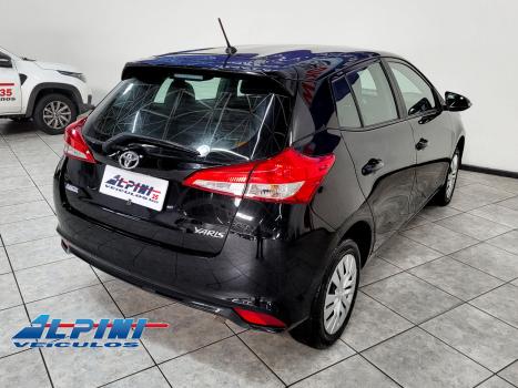 TOYOTA Yaris Sedan 1.5 16V 4P FLEX XL MULTIDRIVE AUTOM�TICO CVT, Foto 3