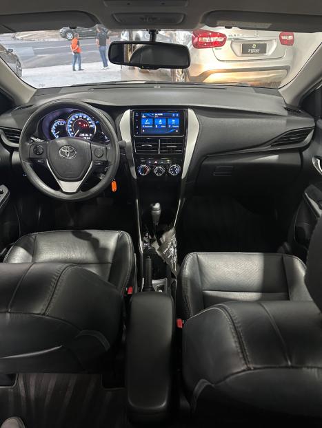 TOYOTA Yaris Sedan 1.5 16V 4P FLEX XL MULTIDRIVE AUTOM�TICO CVT, Foto 7