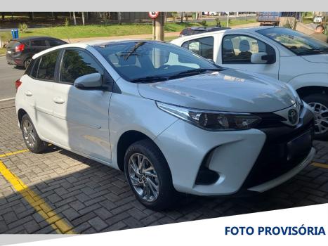 TOYOTA Yaris Sedan 1.5 16V 4P FLEX XS MULTIDRIVE AUTOM�TICO CVT, Foto 2
