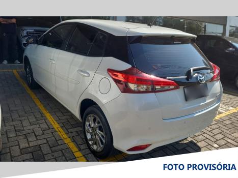 TOYOTA Yaris Sedan 1.5 16V 4P FLEX XS MULTIDRIVE AUTOM�TICO CVT, Foto 4