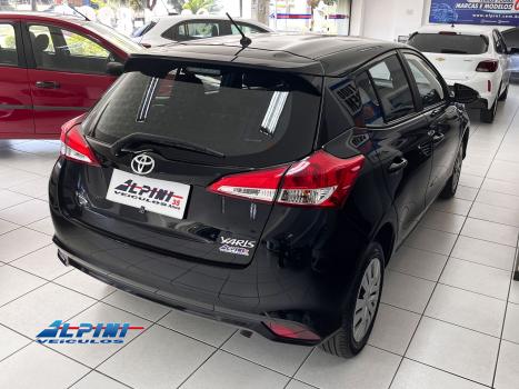TOYOTA Yaris Sedan 1.5 16V 4P FLEX XL MULTIDRIVE AUTOM�TICO CVT, Foto 3