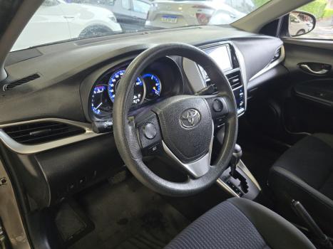 TOYOTA Yaris Sedan 1.5 16V 4P FLEX XL PLUS CONNECT MULTIDRIVE AUTOM�TICO CVT, Foto 15