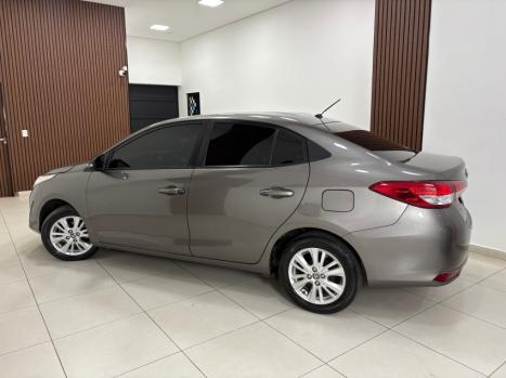 TOYOTA Yaris Sedan 1.5 16V 4P FLEX XL MULTIDRIVE AUTOM�TICO CVT, Foto 3