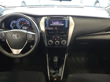 TOYOTA Yaris Sedan 1.3 16V 4P FLEX XL MULTIDRIVE AUTOM�TICO CVT, Foto 7