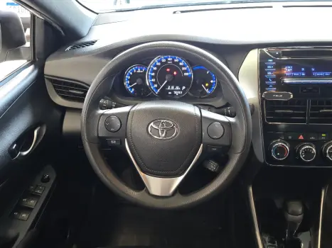 TOYOTA Yaris Sedan 1.3 16V 4P FLEX XL MULTIDRIVE AUTOM�TICO CVT, Foto 10