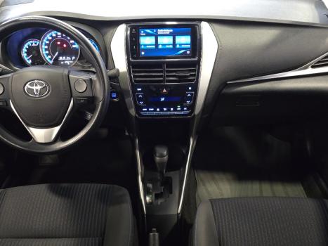 TOYOTA Yaris Sedan 1.5 16V 4P FLEX XL PLUS CONNECT MULTIDRIVE AUTOMÁTICO CVT, Foto 8