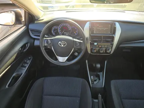 TOYOTA Yaris Sedan 1.5 16V 4P FLEX S MULTDRIVE AUTOMÁTICO, Foto 10