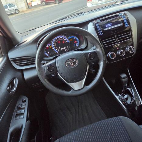TOYOTA Yaris Sedan 1.5 16V 4P FLEX XL MULTIDRIVE AUTOMÁTICO CVT, Foto 7