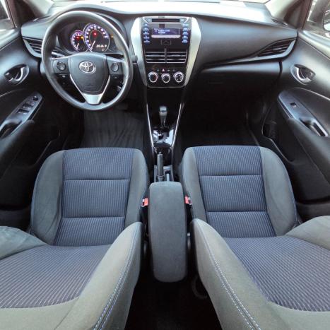 TOYOTA Yaris Sedan 1.5 16V 4P FLEX XL MULTIDRIVE AUTOMÁTICO CVT, Foto 11