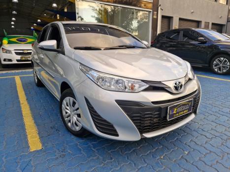 TOYOTA Yaris Sedan , Foto 1