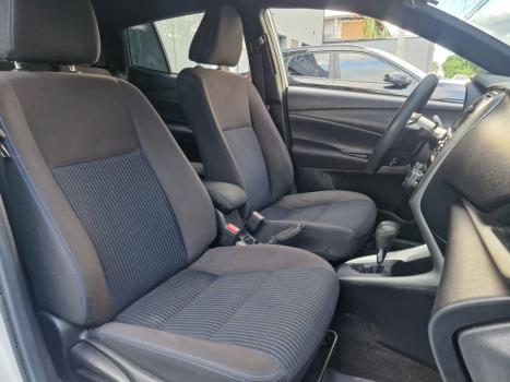 TOYOTA Yaris Sedan , Foto 7