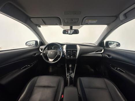 TOYOTA Yaris Sedan , Foto 8