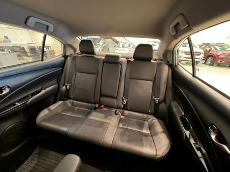 TOYOTA Yaris Sedan , Foto 10