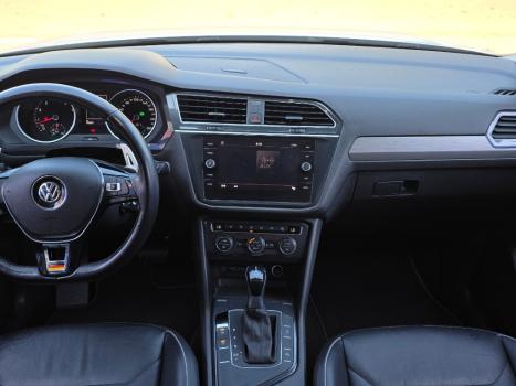 VOLKSWAGEN  1.4 250 TSI TOTAL FLEX ALLSPACE COMFORTLINE TURBO AUTOMÁTICO TIPTRONIC, Foto 8