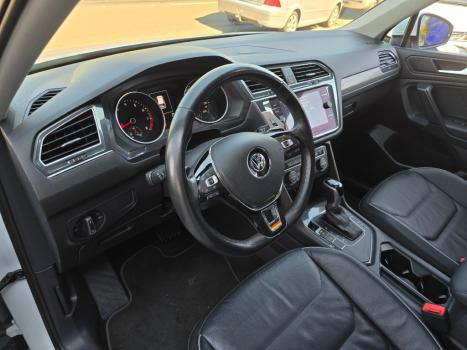 VOLKSWAGEN  1.4 250 TSI TOTAL FLEX ALLSPACE COMFORTLINE TURBO AUTOMÁTICO TIPTRONIC, Foto 14