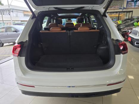 VOLKSWAGEN  2.0 16V 4P TSI 350 TURBO R-LINE 4MOTION DSG AUTOM�TICO, Foto 18