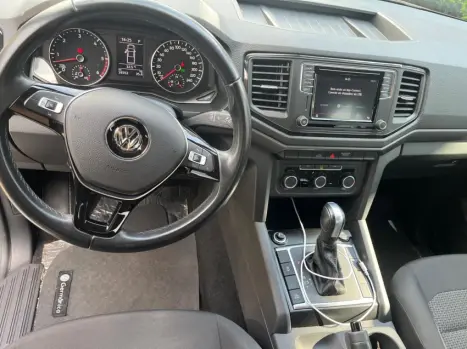 VOLKSWAGEN Amarok 3.0 V6 CABINE DUPLA COMFORT 4X4 TURBO INTERCOOLER AUTOM�TICO, Foto 9