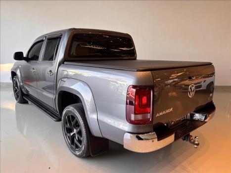 VOLKSWAGEN Amarok 3.0 V6 CABINE DUPLA HIGHLINE 4X4 TURBO INTERCOOLER AUTOM�TICO, Foto 4