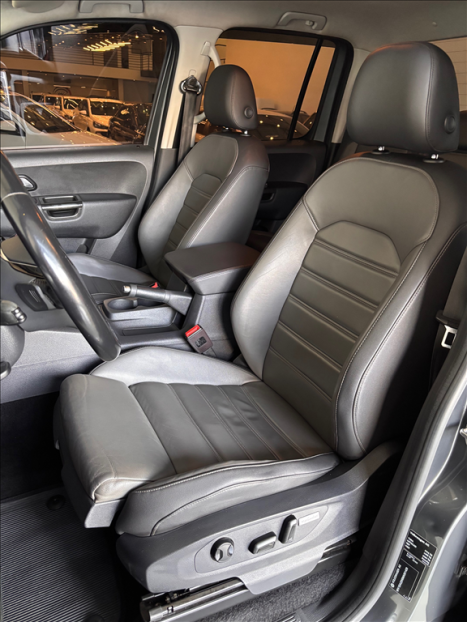 VOLKSWAGEN Amarok 3.0 V6 CABINE DUPLA HIGHLINE 4X4 TURBO INTERCOOLER AUTOM�TICO, Foto 8