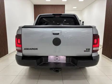 VOLKSWAGEN Amarok 3.0 V6 CABINE DUPLA HIGHLINE EXTREME 4X4 TURBO INTERCOOLER AUTOM�TICO, Foto 9