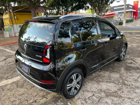 VOLKSWAGEN Cross UP 1.0 12V 4P TSI FLEX, Foto 4