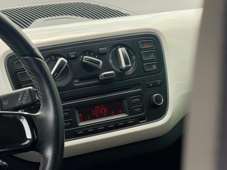 VOLKSWAGEN Cross UP 1.0 12V 4P TSI FLEX, Foto 10 VOLKSWAGEN Cross UP 1.0 12V 4P TSI FLEX, Foto 10