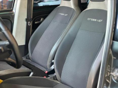 VOLKSWAGEN Cross UP 1.0 12V 4P TSI FLEX, Foto 6