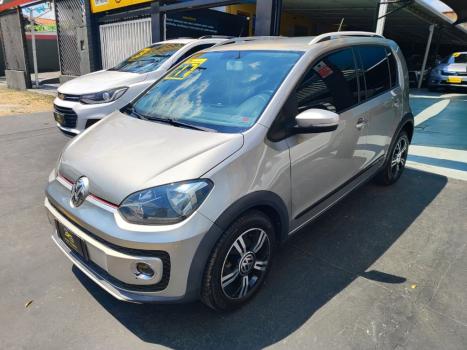 VOLKSWAGEN Cross UP 1.0 12V 4P TSI FLEX, Foto 4