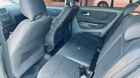 VOLKSWAGEN Crossfox 1.6 4P FLEX, Foto 10