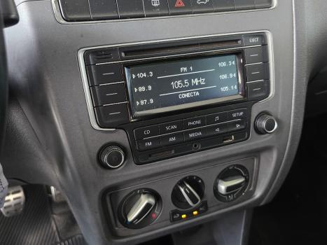 VOLKSWAGEN Crossfox 1.6 4P FLEX, Foto 8