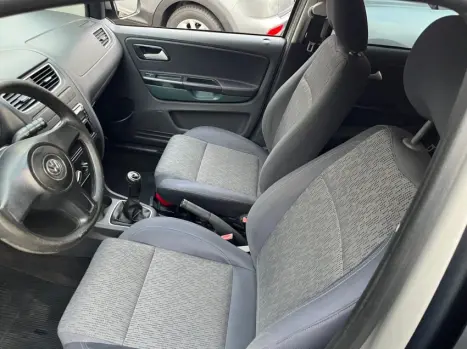 VOLKSWAGEN Fox 1.0 4P I-TREND FLEX, Foto 9