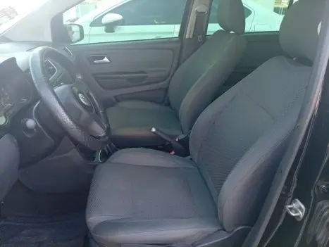 VOLKSWAGEN Fox 1.0 4P TRENDLINE FLEX, Foto 9