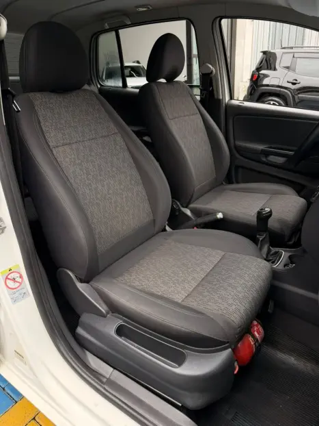VOLKSWAGEN Fox 1.0 4P FLEX, Foto 12