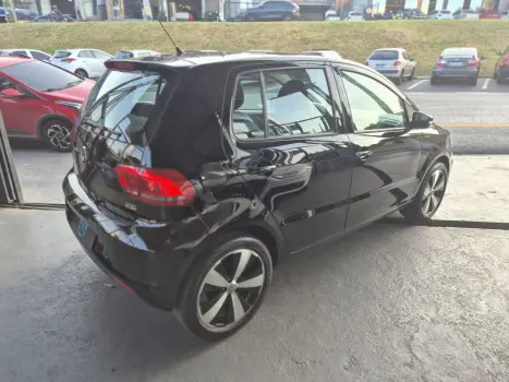 VOLKSWAGEN Fox 1.6 4P, Foto 4