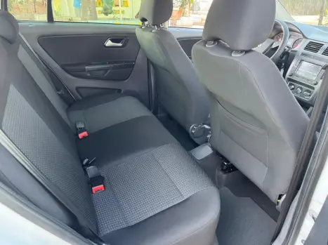 VOLKSWAGEN Fox 1.6 4P FLEX CONNECT I-MOTION AUTOMATIZADO, Foto 9