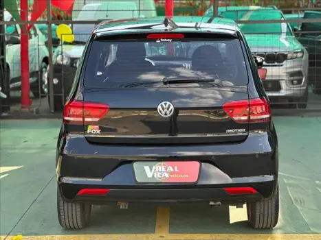 VOLKSWAGEN Fox 1.6 4P FLEX CONNECT I-MOTION AUTOMATIZADO, Foto 9