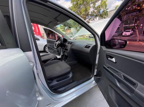 VOLKSWAGEN Fox 1.6 4P, Foto 6