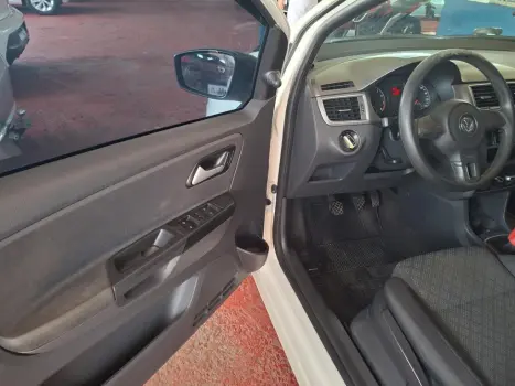 VOLKSWAGEN Fox 1.6 4P MSI TRENDLINE FLEX, Foto 8