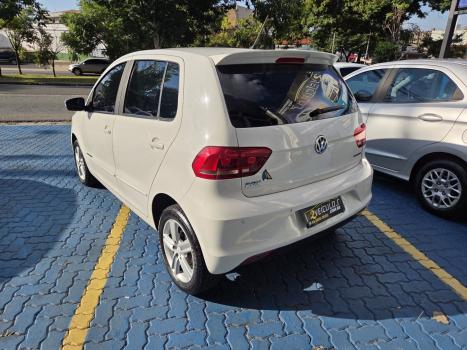 VOLKSWAGEN Fox 1.6 4P, Foto 2