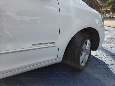 VOLKSWAGEN Fox 1.6 4P, Foto 6