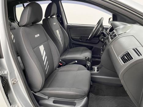 VOLKSWAGEN Fox 1.6 4P RUN FLEX, Foto 6