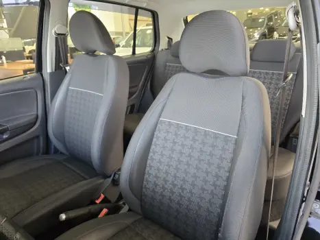 VOLKSWAGEN Fox 1.6 4P FLEX MSI COMFORTLINE AUTOMATIZADO, Foto 15