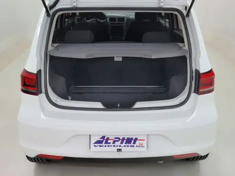 VOLKSWAGEN Fox 1.6 4P FLEX CONNECT I-MOTION AUTOMATIZADO, Foto 8
